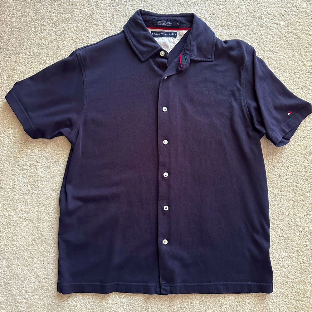 Men’s Tommy Hilfiger short sleeve button down camp shirt